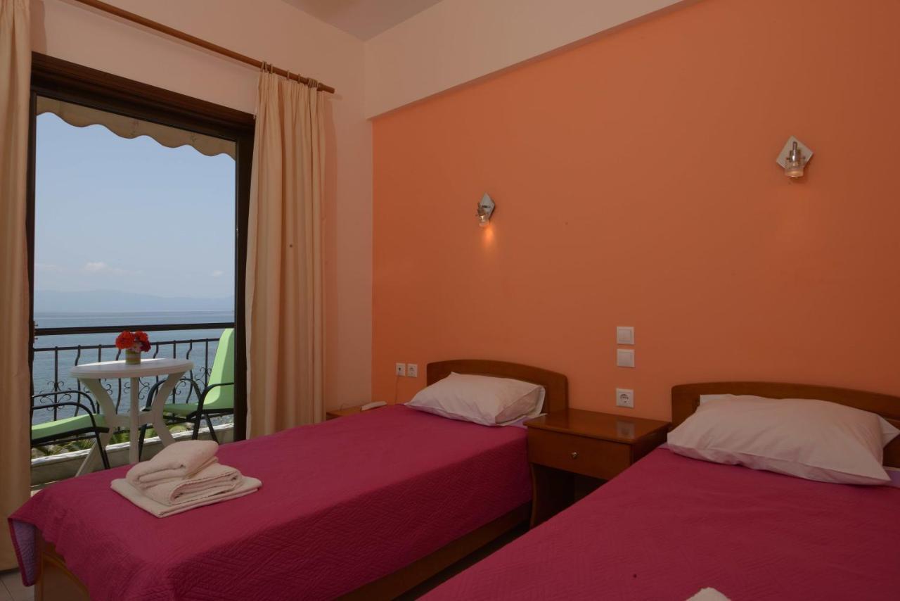 Hotel Akrogiali Ouranoupoli Exterior foto
