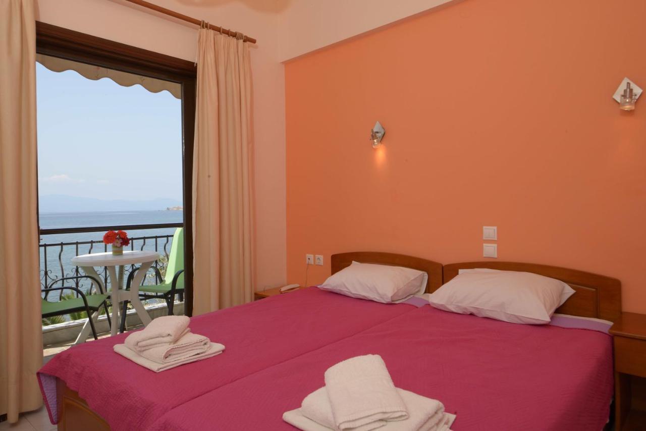 Hotel Akrogiali Ouranoupoli Exterior foto