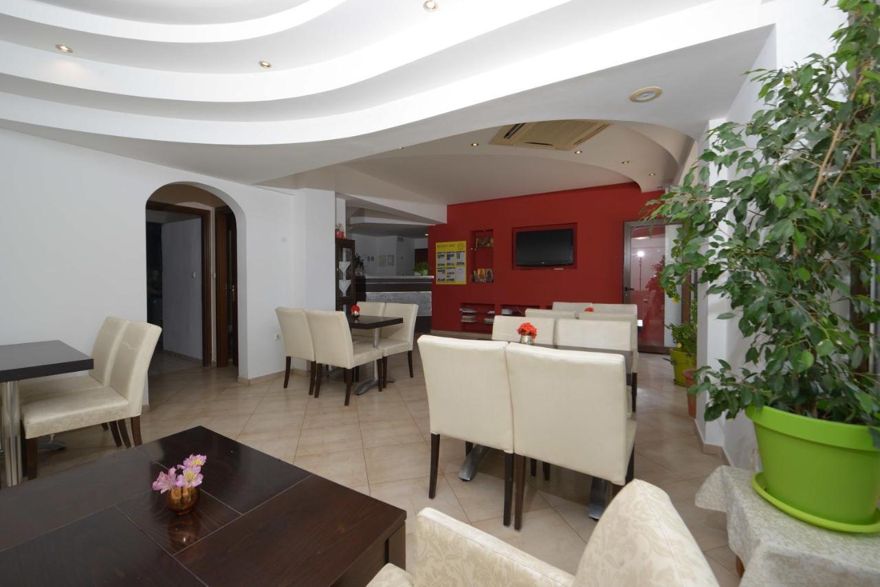 Hotel Akrogiali Ouranoupoli Exterior foto